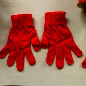 New red gloves